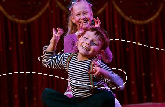 Mais de dez razões para colocar as crianças no curso de teatro slide 1