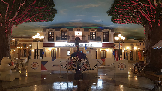 Seven Boys na KidZania